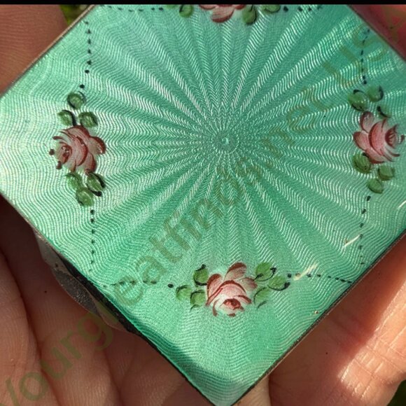 Antique SIlver Guilloche Enamel Compact - Picture 4 of 8